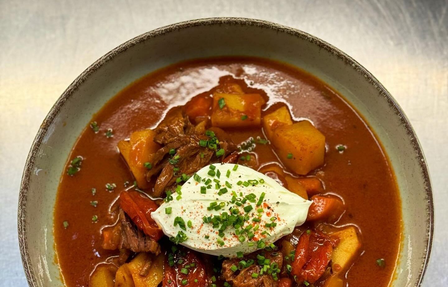 Θεσσαλονίκη: Ένα μοναδικό meatbar στη Μαρτίου ή αλλιώς…ο Ρινόκερος!