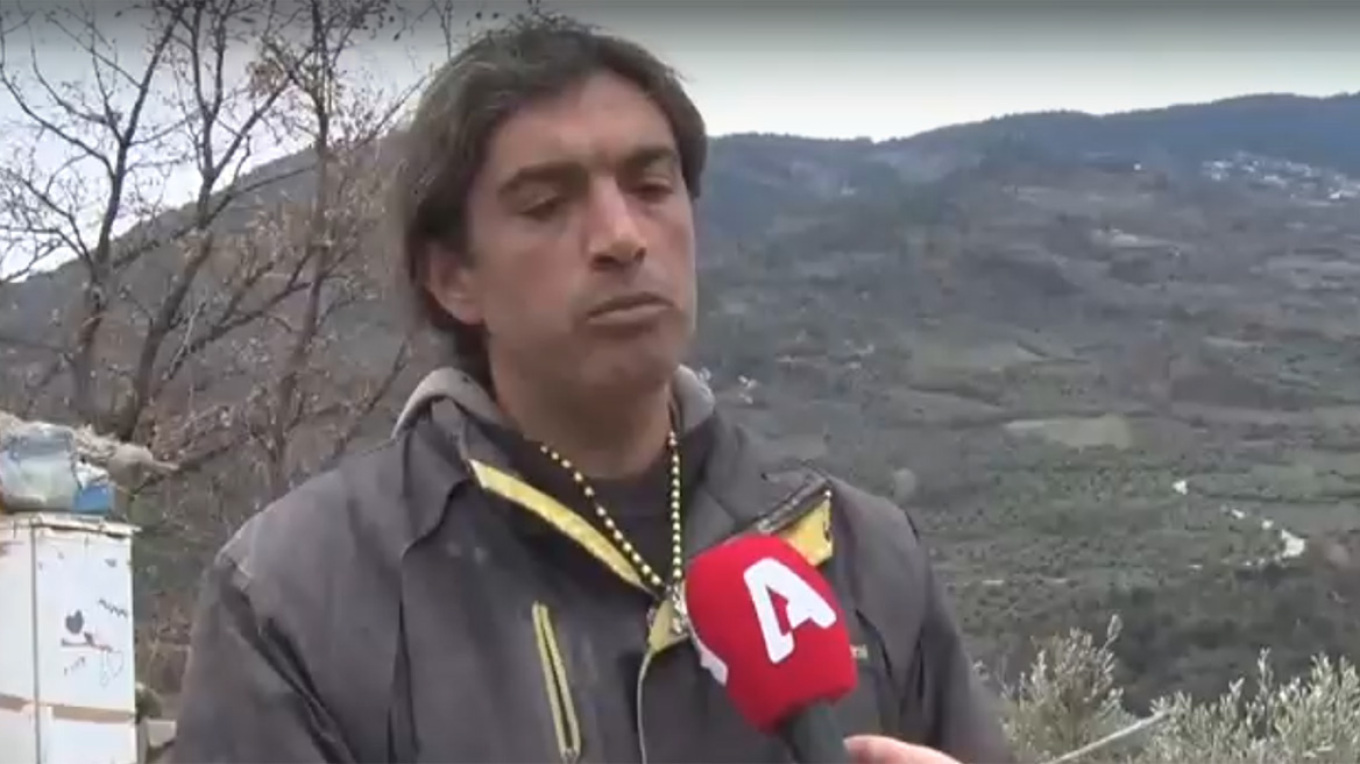 Κορινθία: Στην υπηρεσία καθαριότητας εργαζόταν με τηλεργασία ο 46χρονος από τους παλαιοχριστιανούς – Αμειβόταν με €1.018 (Video)