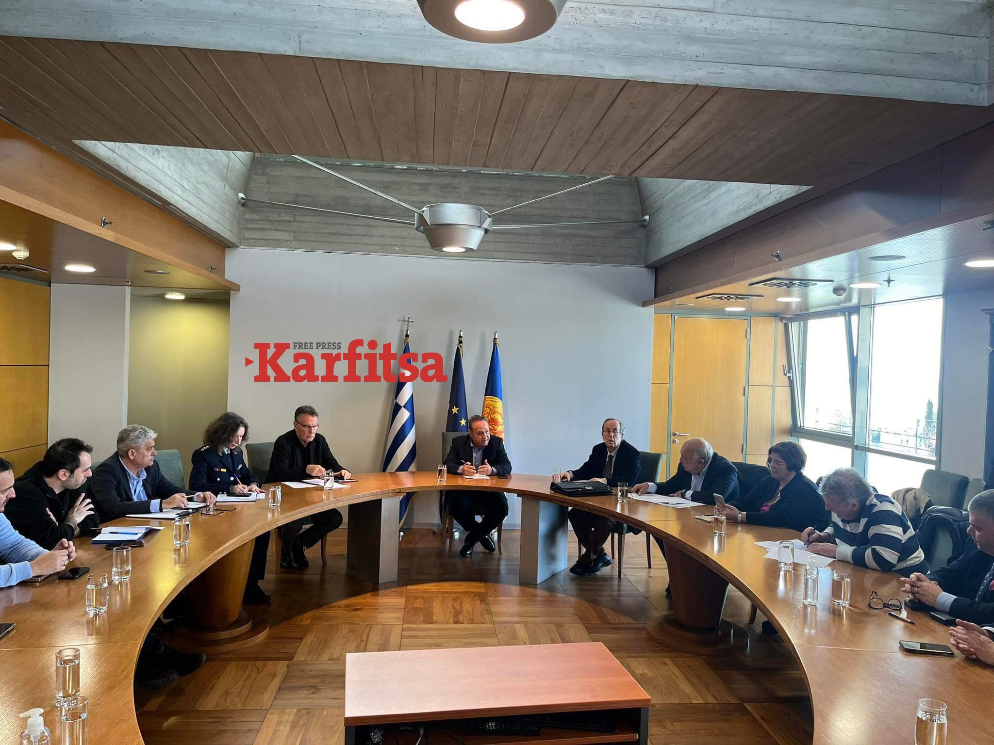 Δ. Θεσσαλονίκης: Σύσκεψη για το ωράριο φορτοεκφορτώσεων - «Να γίνει η ζωή του πολίτη πιο εύκολη» ζητά ο Στ. Αγγελούδης