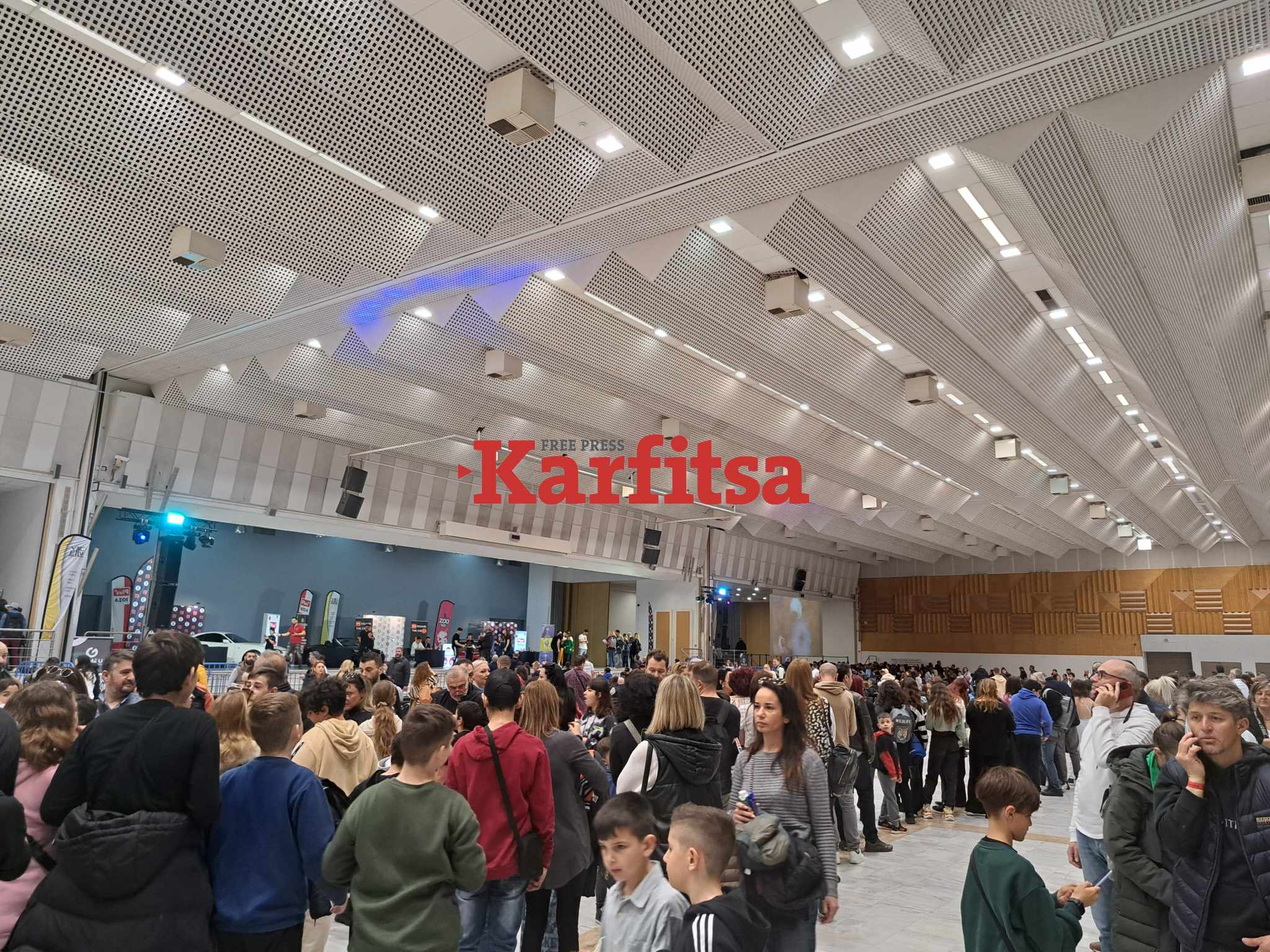 Θεσσαλονίκη: Κοσμοσυρροή για το μεγαλύτερο Creator Event της πόλης (ΦΩΤΟ+Video)