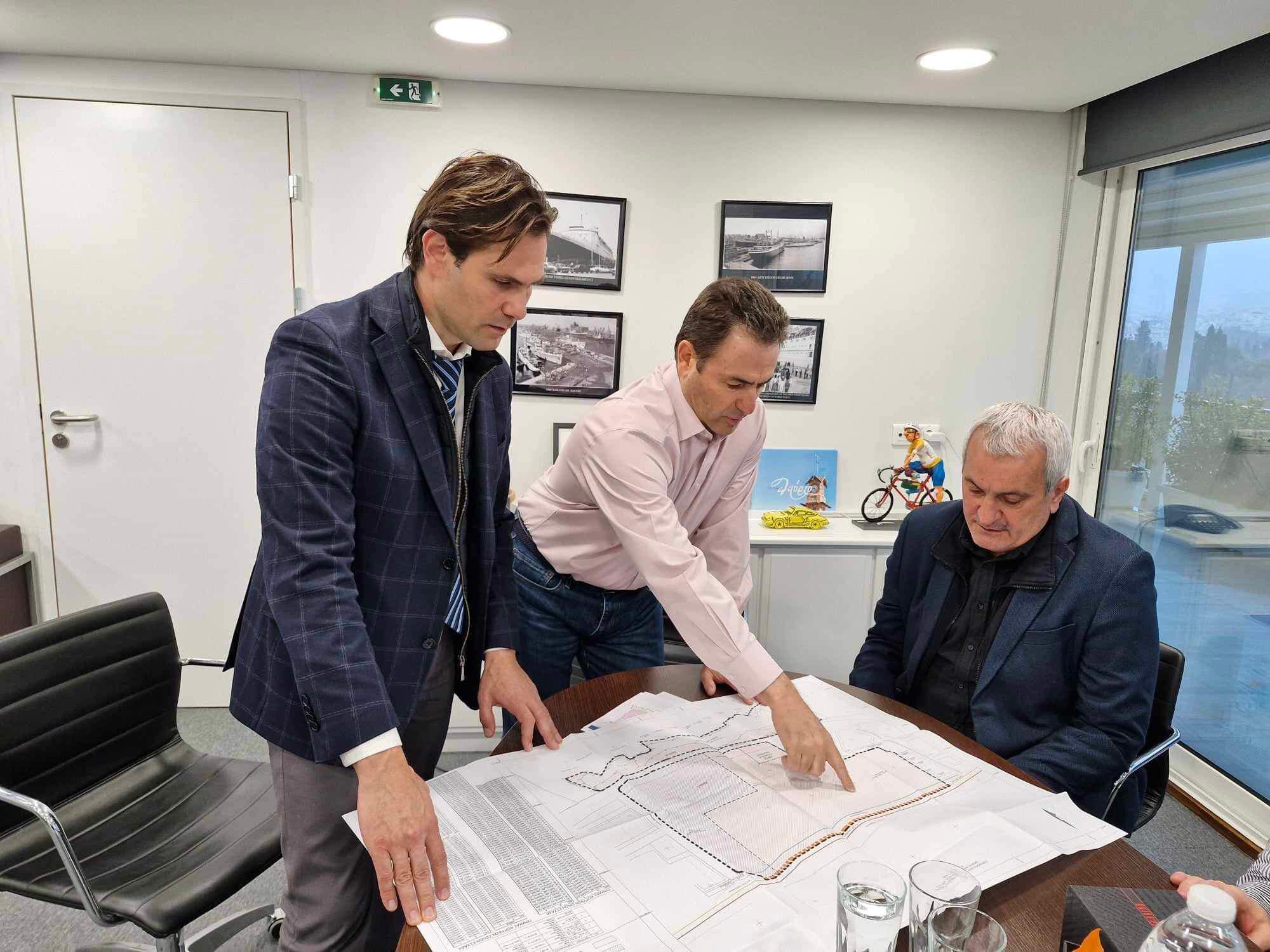 Θεσσαλονίκη – Θ.Τζέκος: Στηρίζουμε την αξιοποίηση του κάμπινγκ της Αγίας Τριάδας