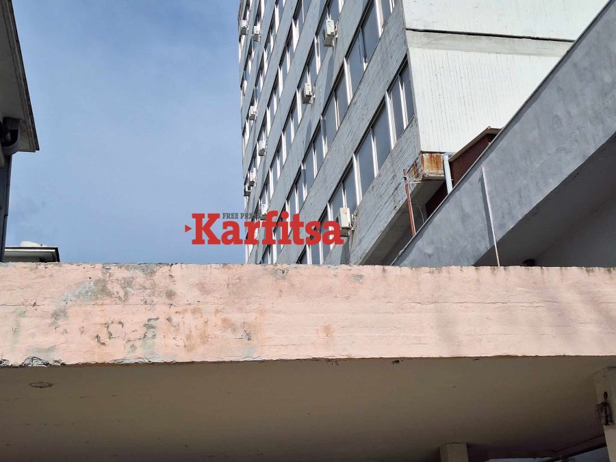 ΑΠΘ: «Από το 2003 έχει να γίνει αντισεισμικός έλεγχος» - Στα «κάγκελα» οι φοιτητές για τις ελλείψεις στις υποδομές του πανεπιστημίου