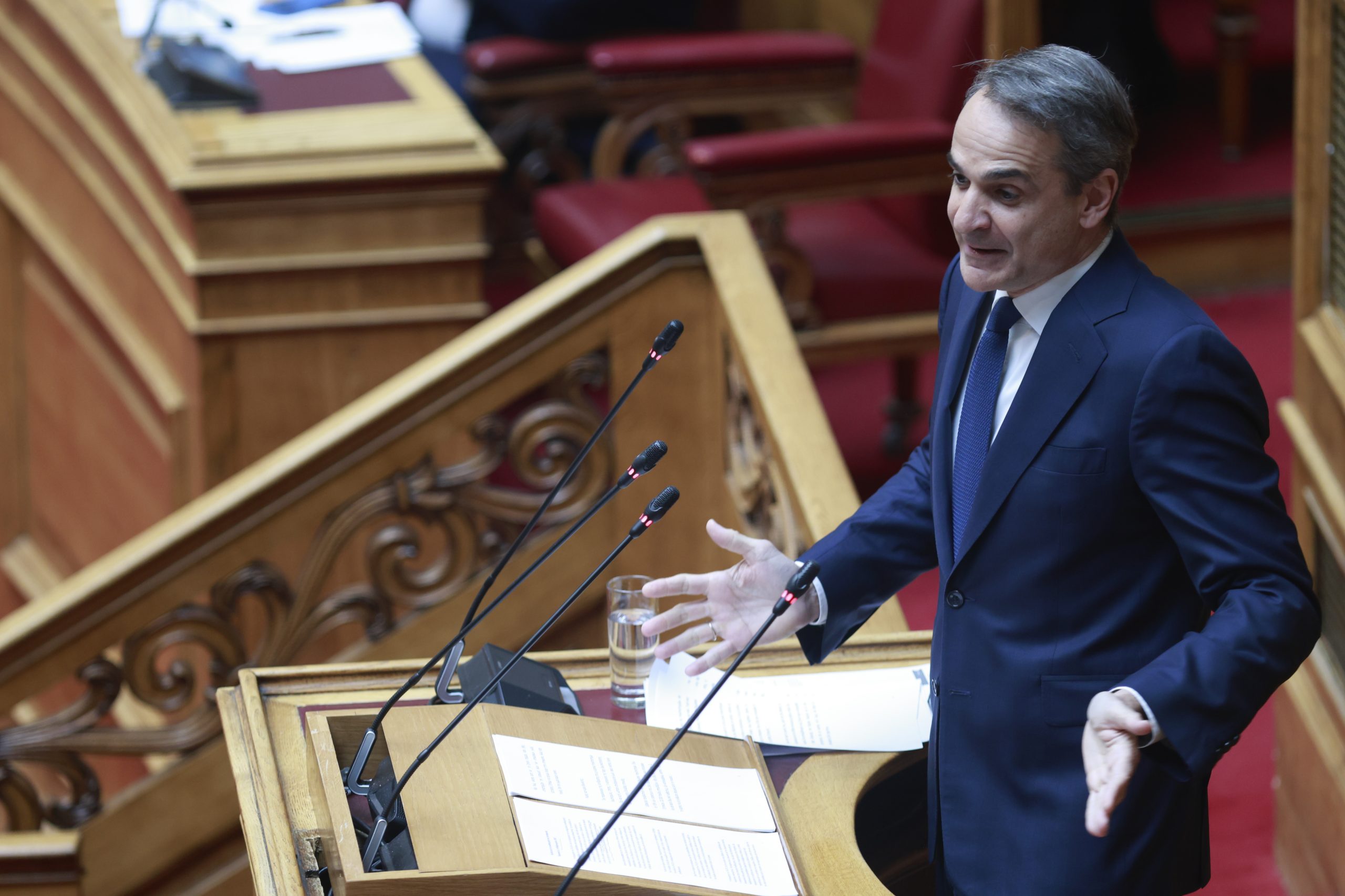 K. Μητσοτάκης σε Ν. Ανδρουλάκη: «Αυτό που προτείνετε ως σκανδιναβικό μοντέλο θυμίζει σταυρόλεξο» – Πρόθεσή μας η αναθεώρηση του άρθρου 16