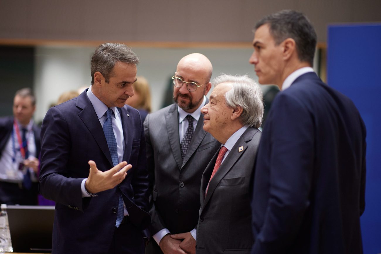 Σύνοδος Κορυφής: Άνοιξε η συζήτηση για αμυντική αυτονομία της ΕΕ – Στο «τραπέζι» η ελληνική πρόταση για το ευρωομόλογο