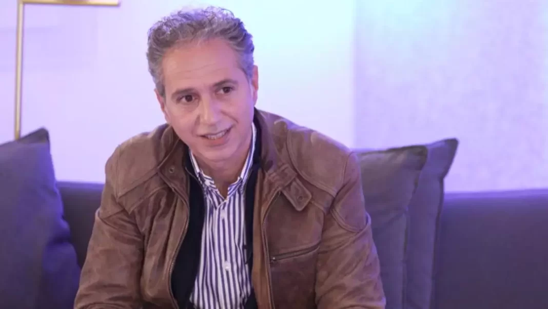 Δημήτρης Κόκοτας: Εσπευσμένα στο νοσοκομείο ο διάσημος τραγουδιστής