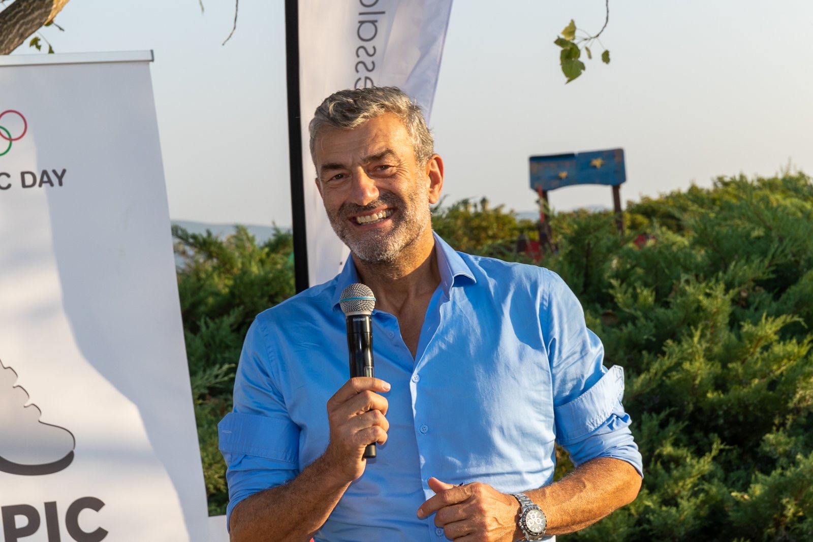 «Ιστορίες με… κάρυ!» Γιάννης Βασιλειάδης: Οι Θεσσαλονικιές είναι απαιτητικές με τα μαλλιά τους 