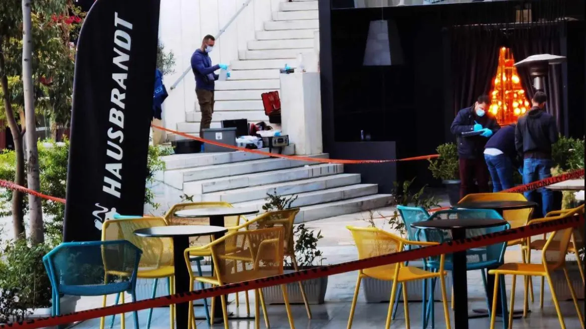 Πυροβολισμοί έξω από νυχτερινό κέντρο – Ένας νεκρος και ένας τραυματίας (ΦΩΤΟ+Video)