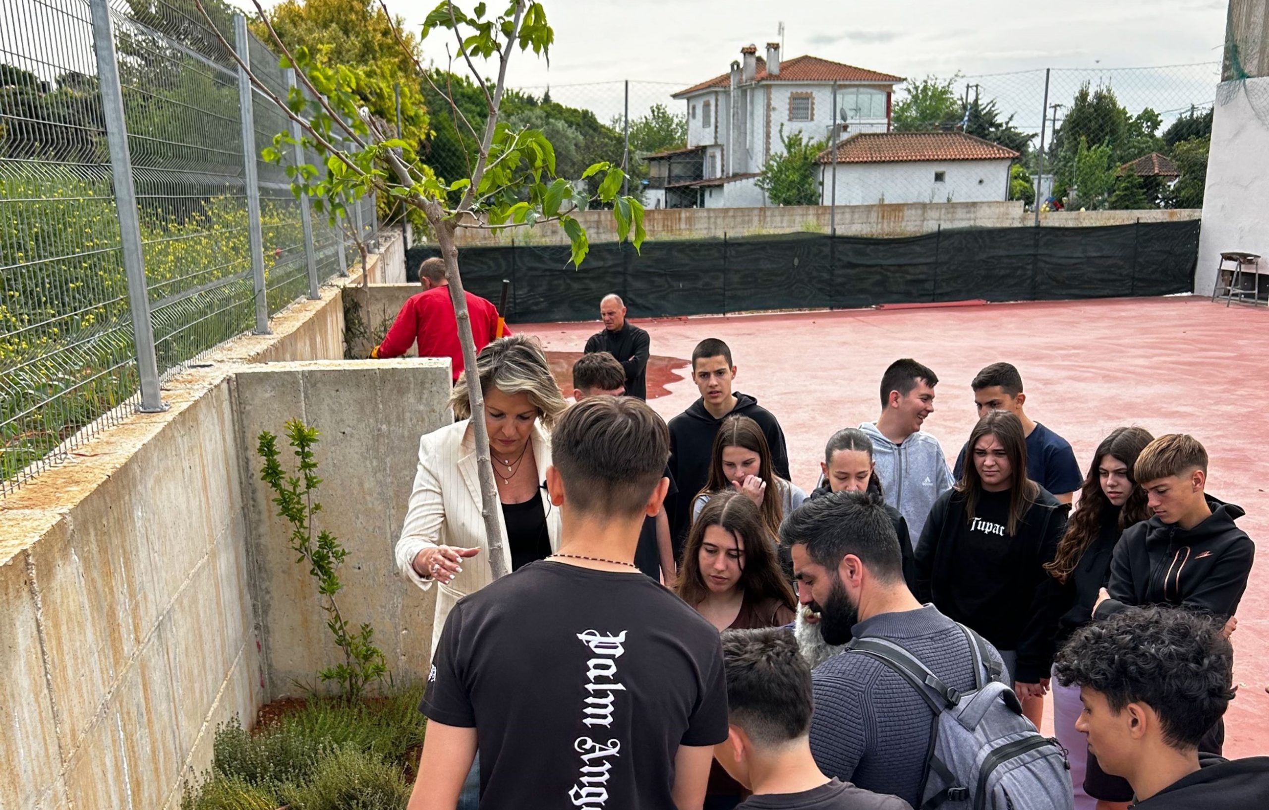 Δράση Εθελοντισμού «Αναπνοή Γης» από τη Σοφία Λαβασά με μαθητές του Αριστοτελείου Κολλεγίου την Παγκόσμια Ημέρα Γης