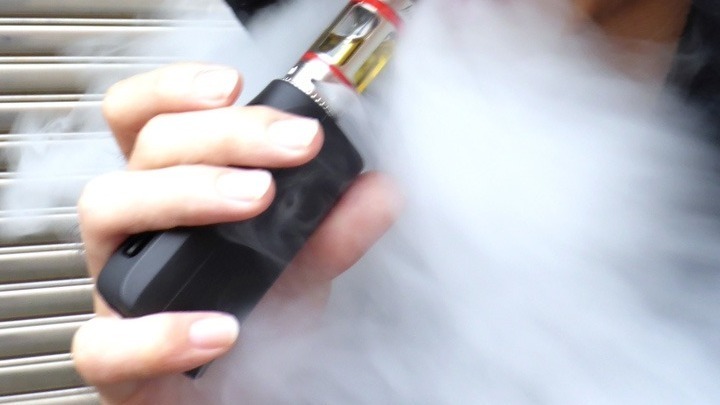 «Ανησυχητικά» ποσοστά κατανάλωσης αλκοόλ και ηλεκτρονικών τσιγάρων στα παιδιά ηλικίας 11-15 ετών