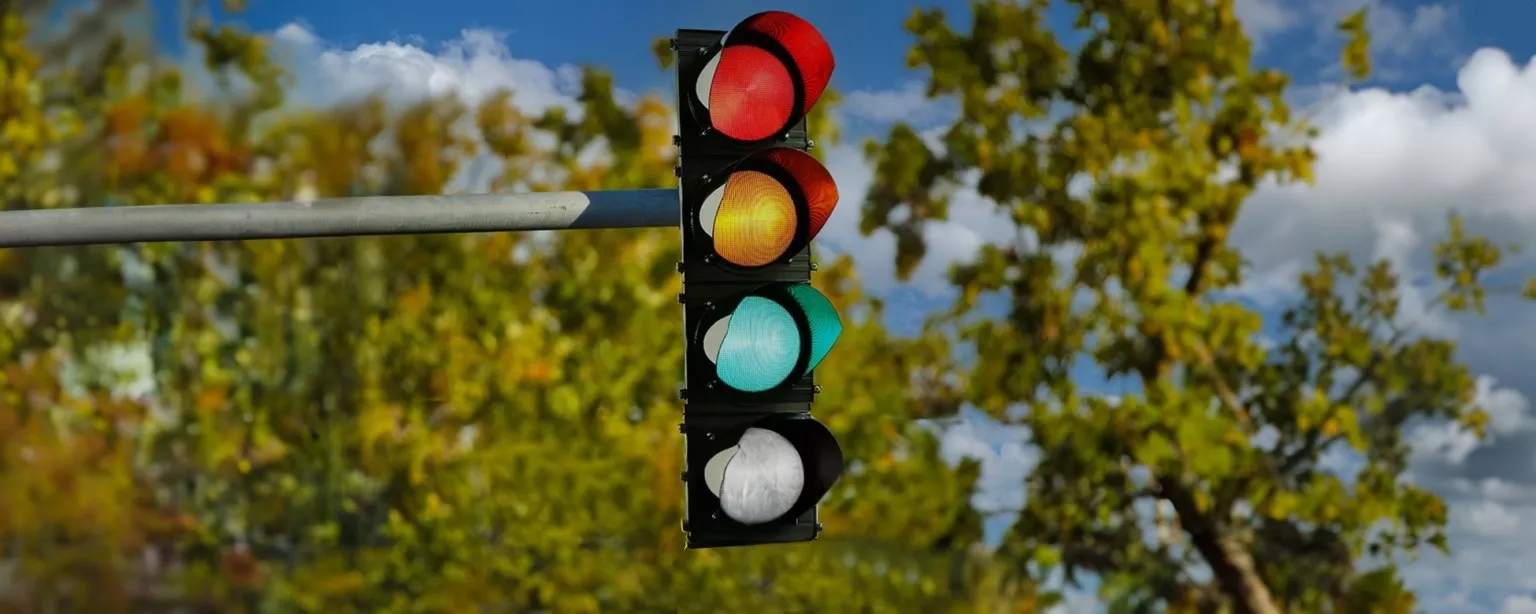 Ερχονται τα φανάρια με τα τέσσερα φώτα