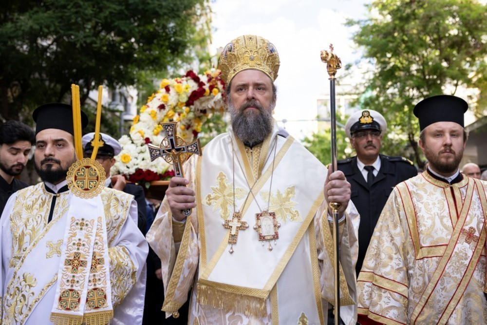 Θεσσαλονίκη: Στην ομηρική διάλεκτο και σε δώδεκα γλώσσες διαβάστηκε απόσπασμα του Αναστάσιμου Ευαγγελίου