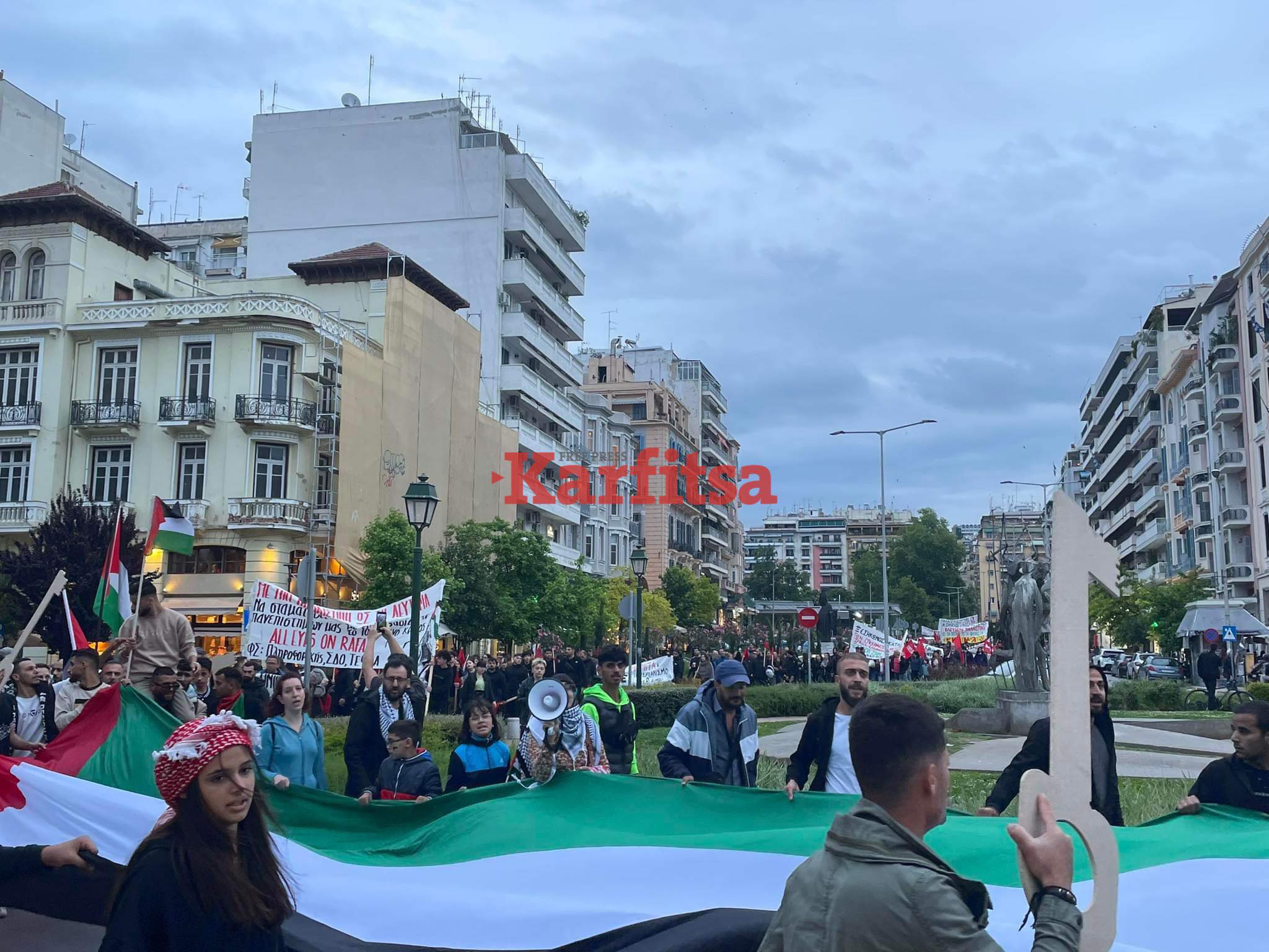Θεσσαλονίκη: Πορεία αλληλεγγύης για την Παλαιστίνη – «Με την Παλαιστίνη ως τη λευτεριά» (ΦΩΤΟ + Video)