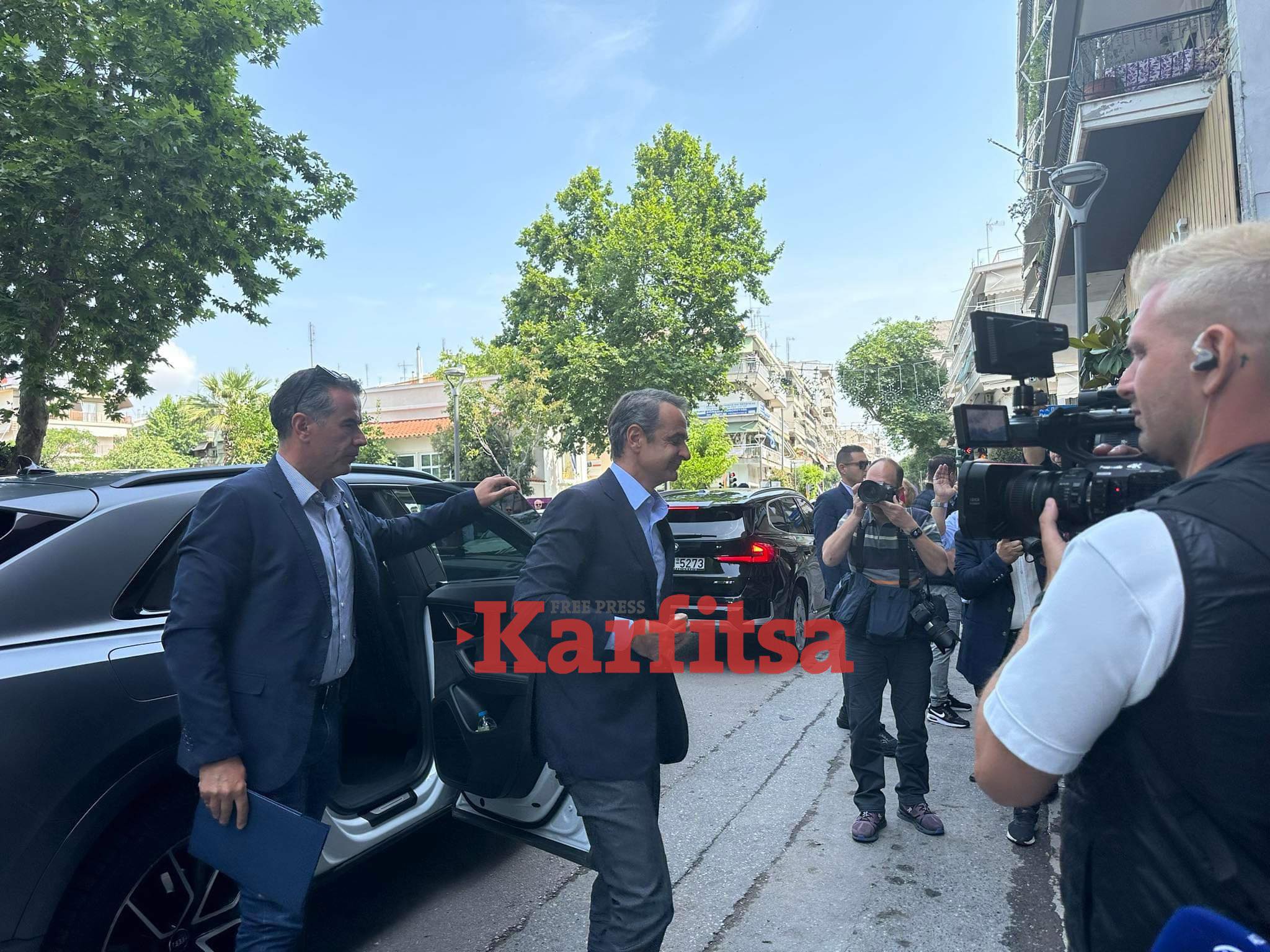 Έφτασε στη Θεσσαλονίκη ο Κ. Μητσοτάκης για Μετρό, ΟΑΣΘ και Στ. Αγγελούδη – «Είσαι και θα είσαι ο πρωθυπουργός» (ΦΩΤΟ+Video)