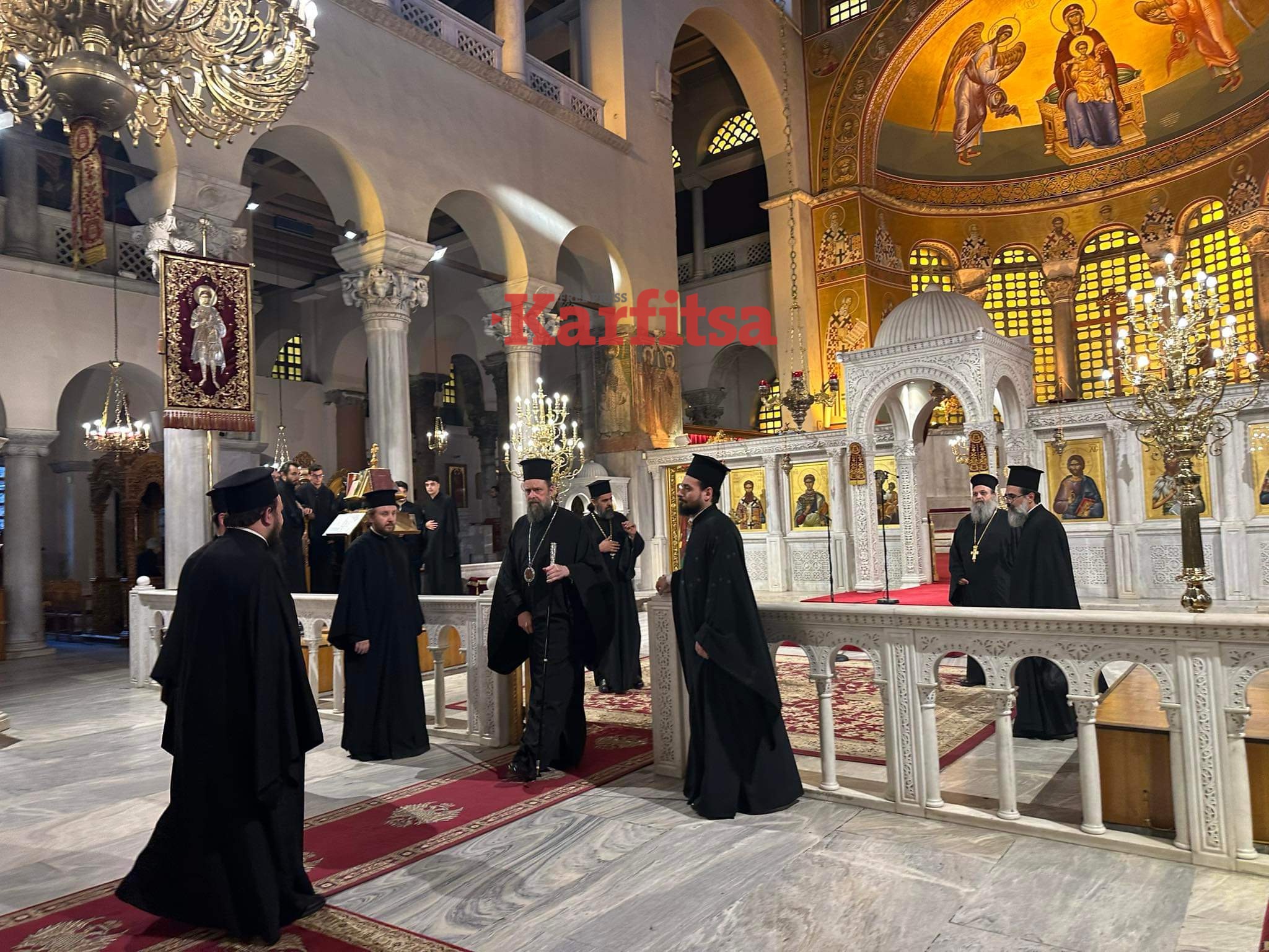 Θεσσαλονίκη: Μαθητές προσευχήθηκαν στον Ι.Ν Αγίου Δημητρίου για τις Πανελλήνιες (ΦΩΤΟ+Video)