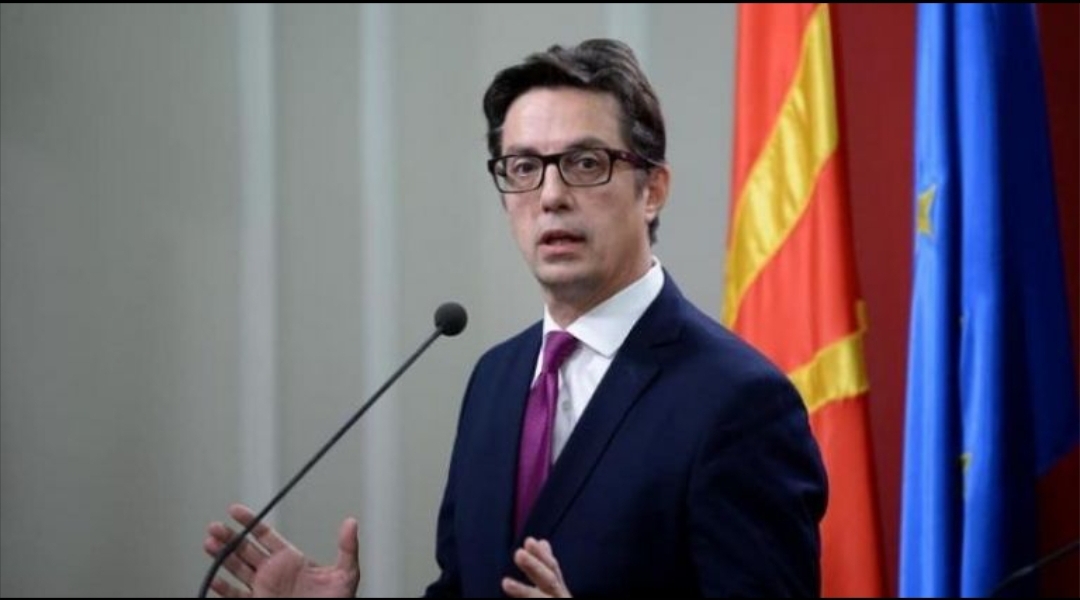 Βόρεια Μακεδονία: Ο πρόεδρος Στέβο Πενταρόφσκι παραδέχθηκε την ήττα του στον δεύτερο γύρο των προεδρικών εκλογών