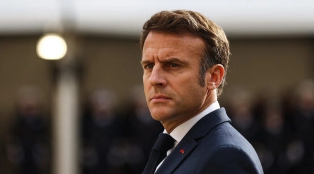 Δυσαρέσκεια στη Δύση για την πρόσκληση του Μακρόν στη Ρωσία για την επέτειο της απόβασης στη Νορμανδία