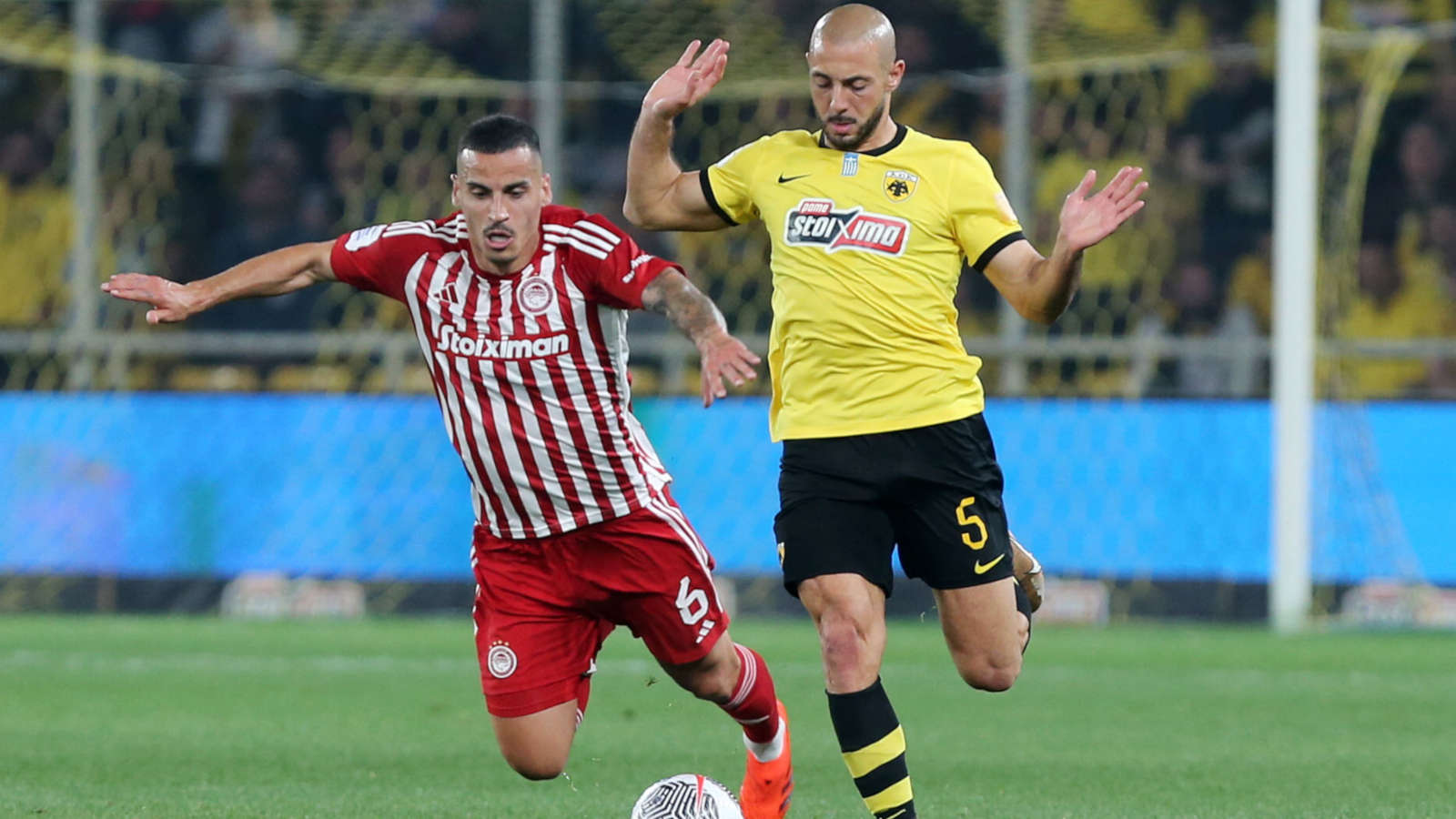 Superleague: «Διπλό» και πρωτάθλημα η ΑΕΚ, να μην μπει σε περιπέτειες ο Ολυμπιακός