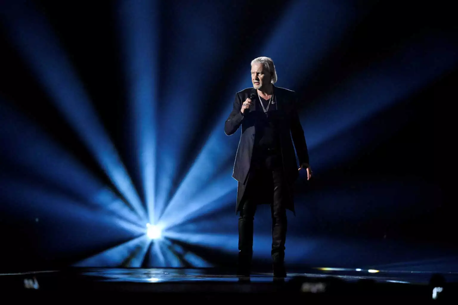 Johnny Logan: Ο «βασιλιάς» της Eurovision που κέρδισε τρεις φορές