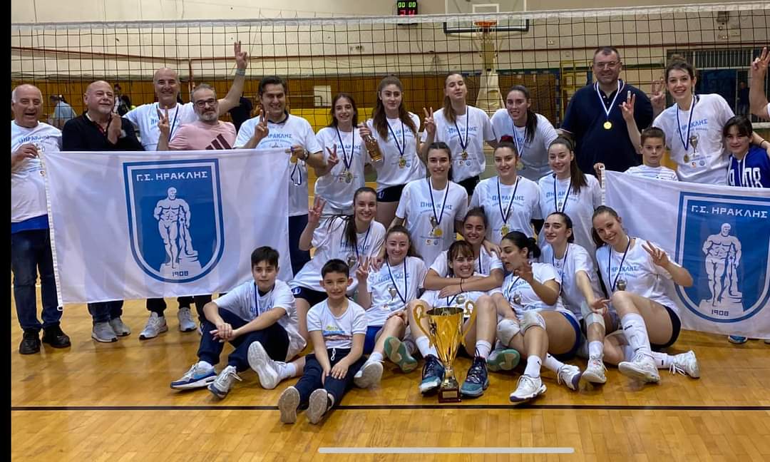 Ο προπονητής της νταμπλούχου γυναικείας ομάδας βόλεϊ του Ηρακλή Γιώργος Χρυσομαλλίδης στην K: «Ο Ηρακλής επέστρεψε για να πάρει τη θέση που του αρμόζει»