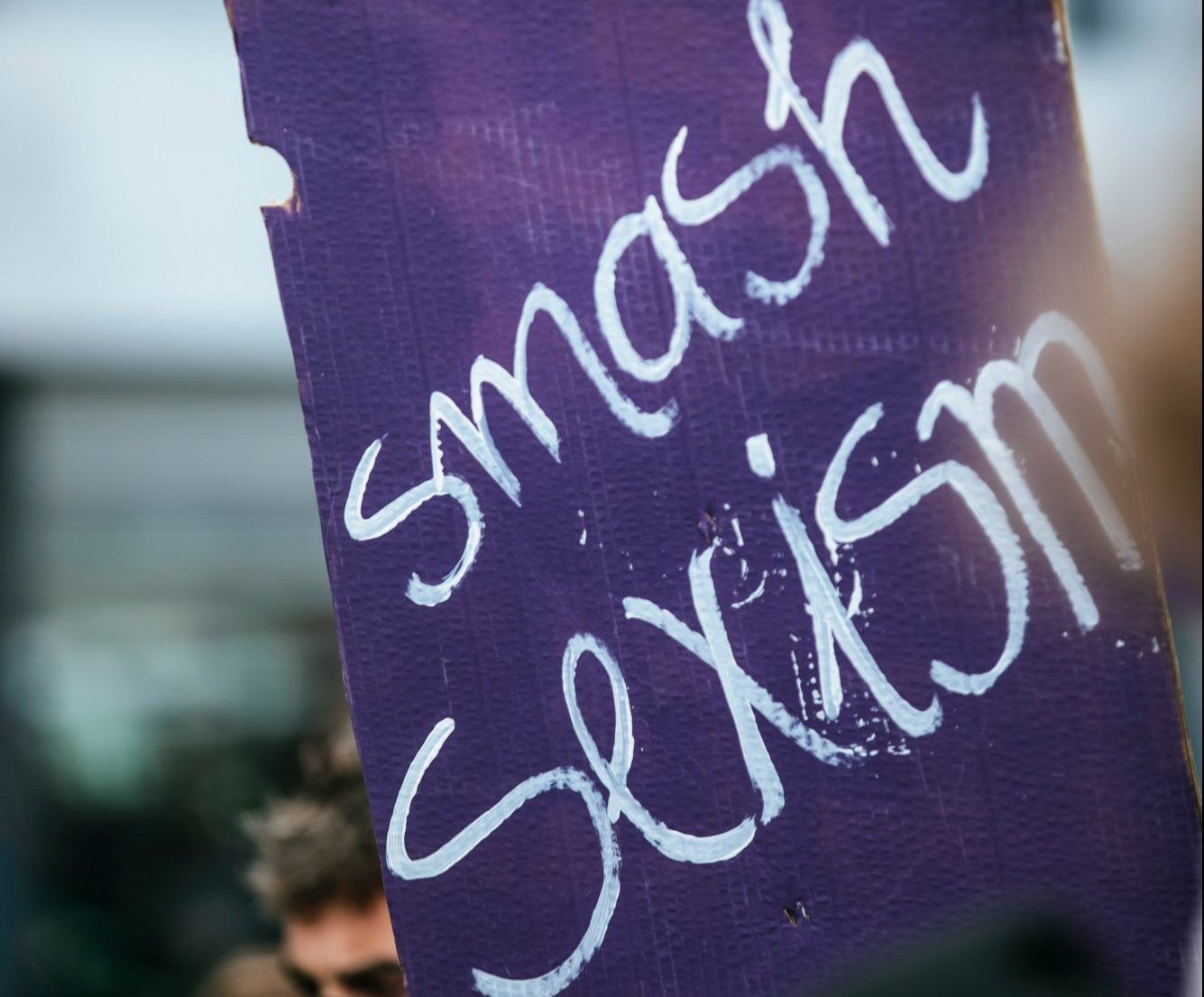 «Μισογυνισμός: Η Ψυχολογία της Καταπίεσης και των Στερεοτύπων»