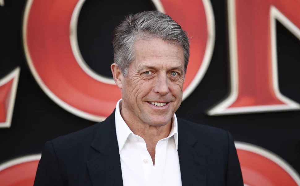 Στη Χαλκιδική για διακοπές ο Χιου Γκραντ – Έμεινε σε γνωστό ξενοδοχείο – Πέρασε και από τη Θεσσαλονίκη (Video)