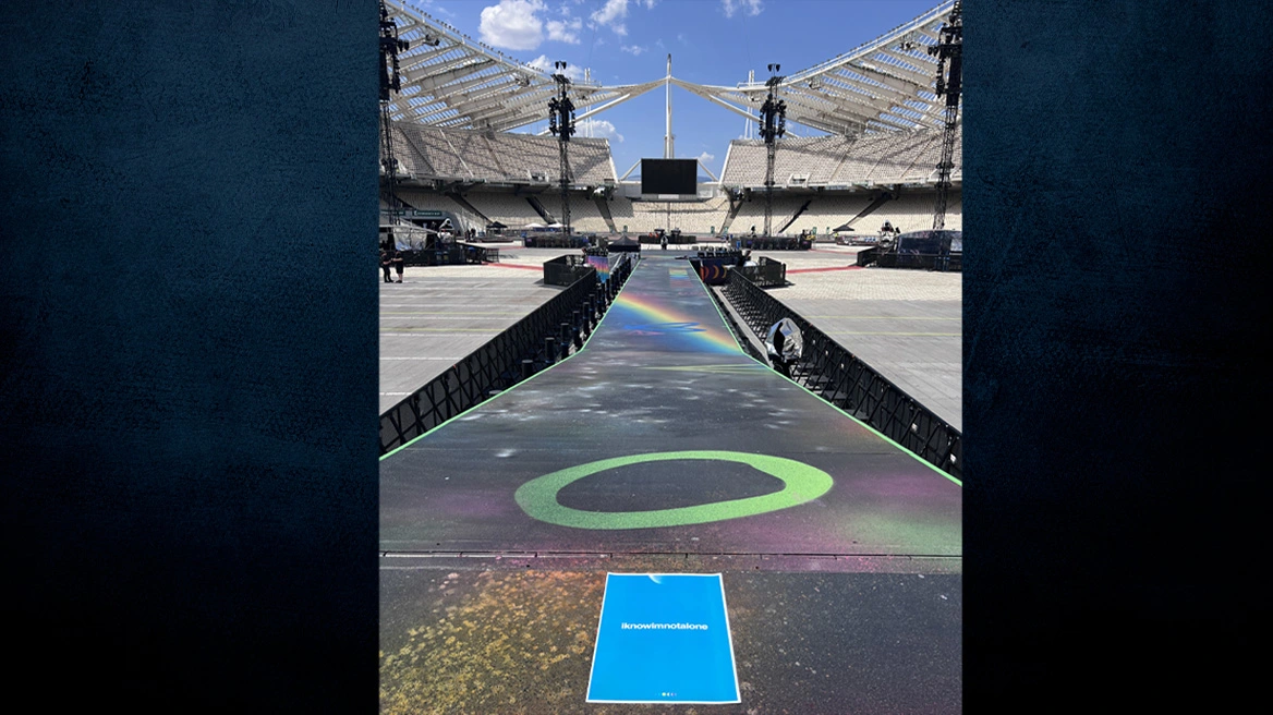 Coldplay: Έτοιμοι για τη μεγάλη συναυλία στην Αθήνα