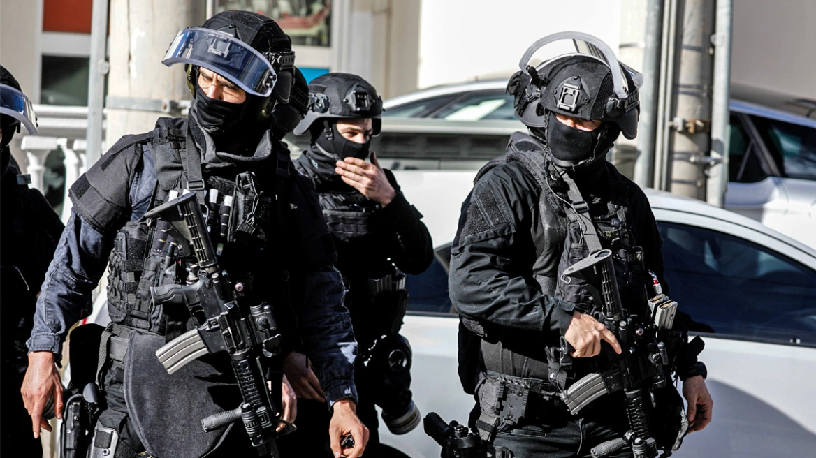 Δύο νέες συλλήψεις σε Θεσσαλονίκη κι Αθήνα από την Αντιτρομοκρατική – Συνδέονται και με τον παγιδευμένο φάκελο με εκρηκτικά στο Δικαστικό Μέγαρο Θεσσαλονίκης