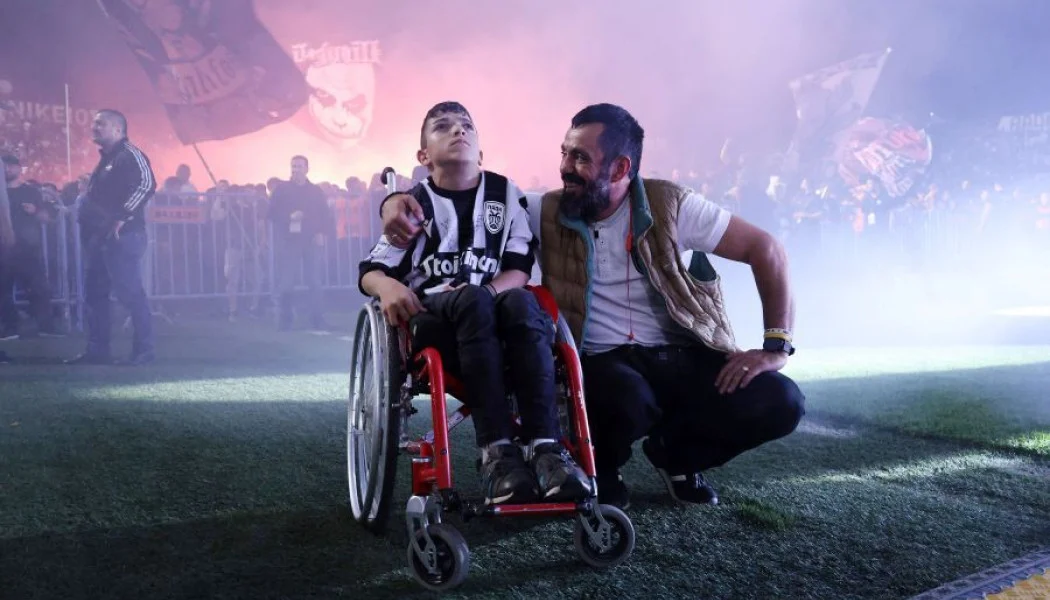 ΠΑΟΚ: Συγκίνησε ξανά ο μικρός Γιαννάκης! Οι ατάκες για Ι. Σαββίδη και την εξάλειψη της βίας (Video)