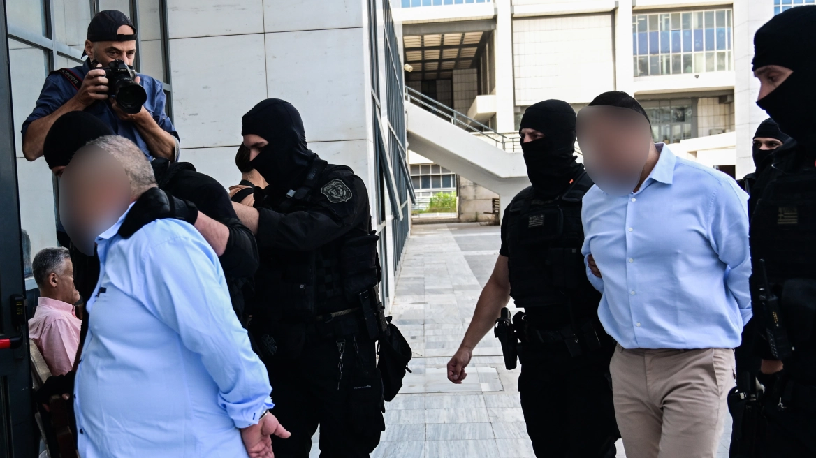 Διεκόπη για τις 5 Ιουλίου η δίκη για τη δολοφονία Καραϊβάζ