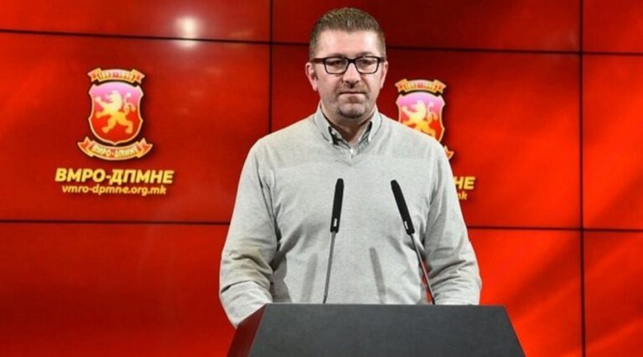 Μίτσκοσκι: «Θα σεβαστώ τη Συμφωνία των Πρεσπών, όμως θα αποκαλώ τη χώρα μου Μακεδονία»
