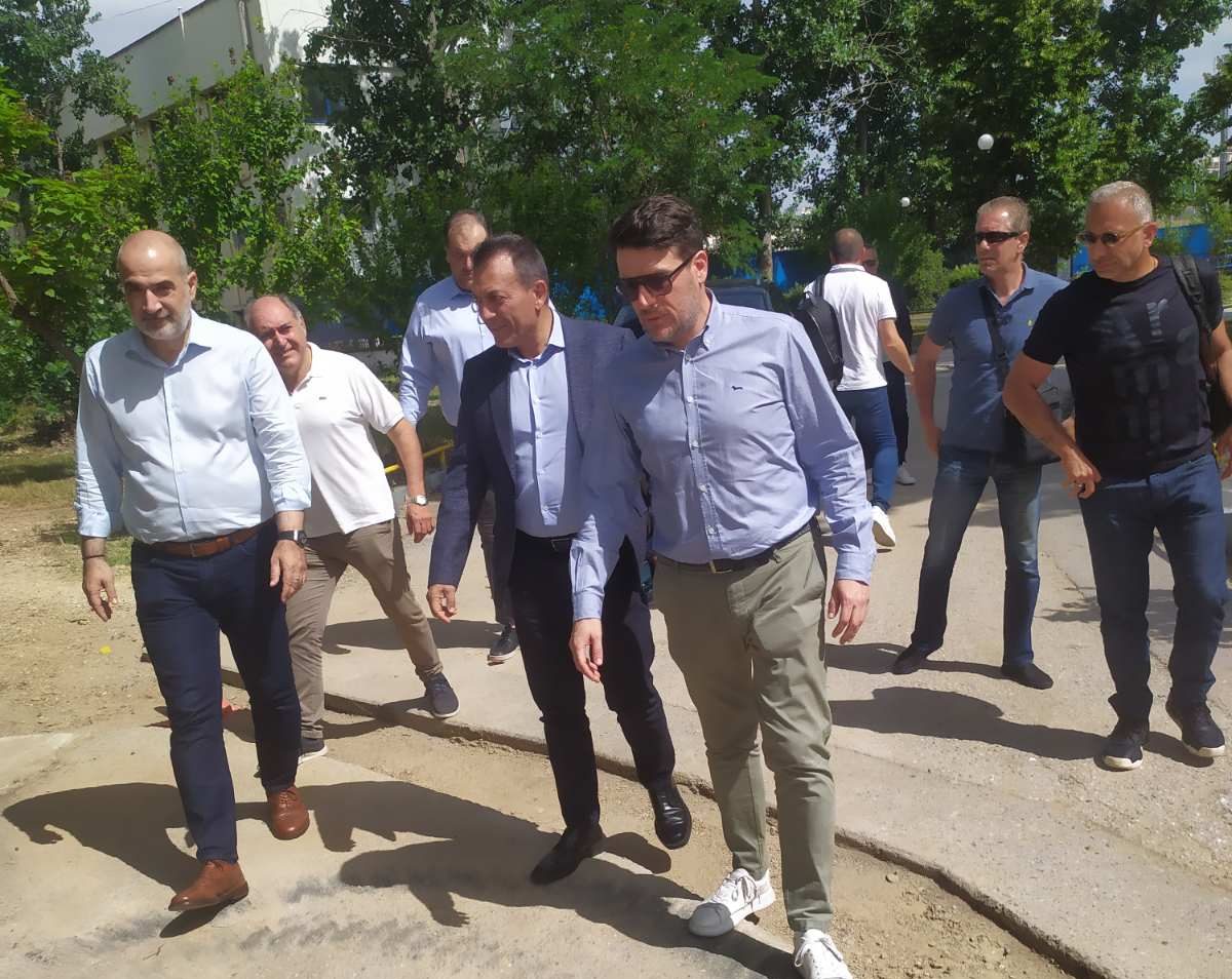 Εντυπωσιακές εξαγγελίες Βρούτση