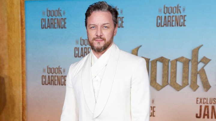 Το νέο τρέιλερ της ταινίας «Speak No Evil» με τον Τζέιμς ΜακΑβόι (Video)