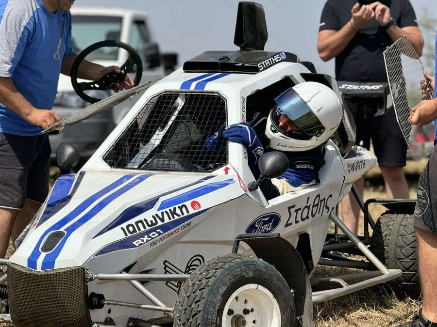 Ένας οδηγός αγώνων Crosscar, ετών 16 από τη Θεσσαλονίκη - Η ιστορία του Μιχάλη Στάθη από το Λαγκαδά