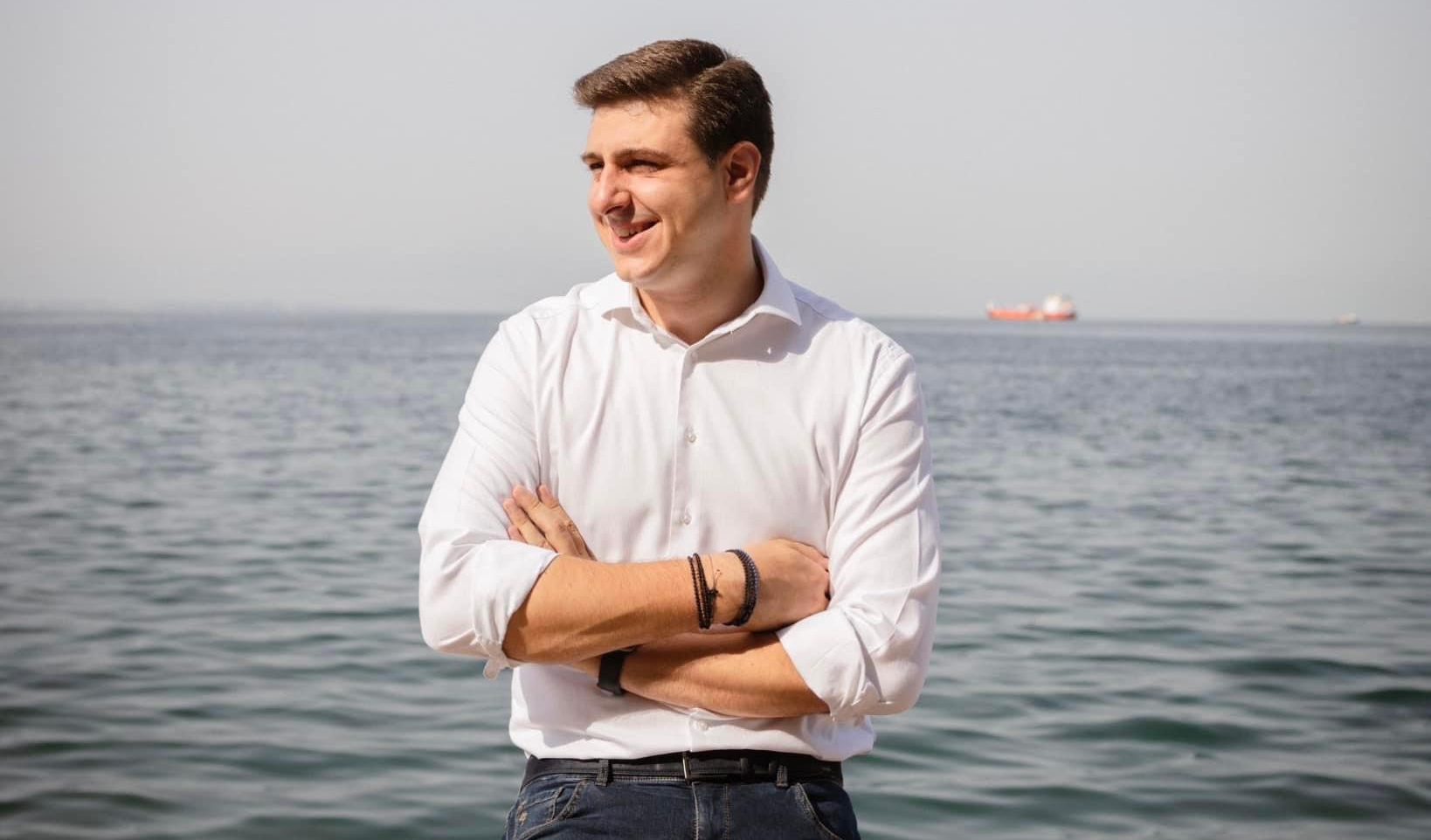 Ποιος έσβησε κεράκια από το Γραφείο του Πρωθυπουργού στη Θεσσαλονικη 