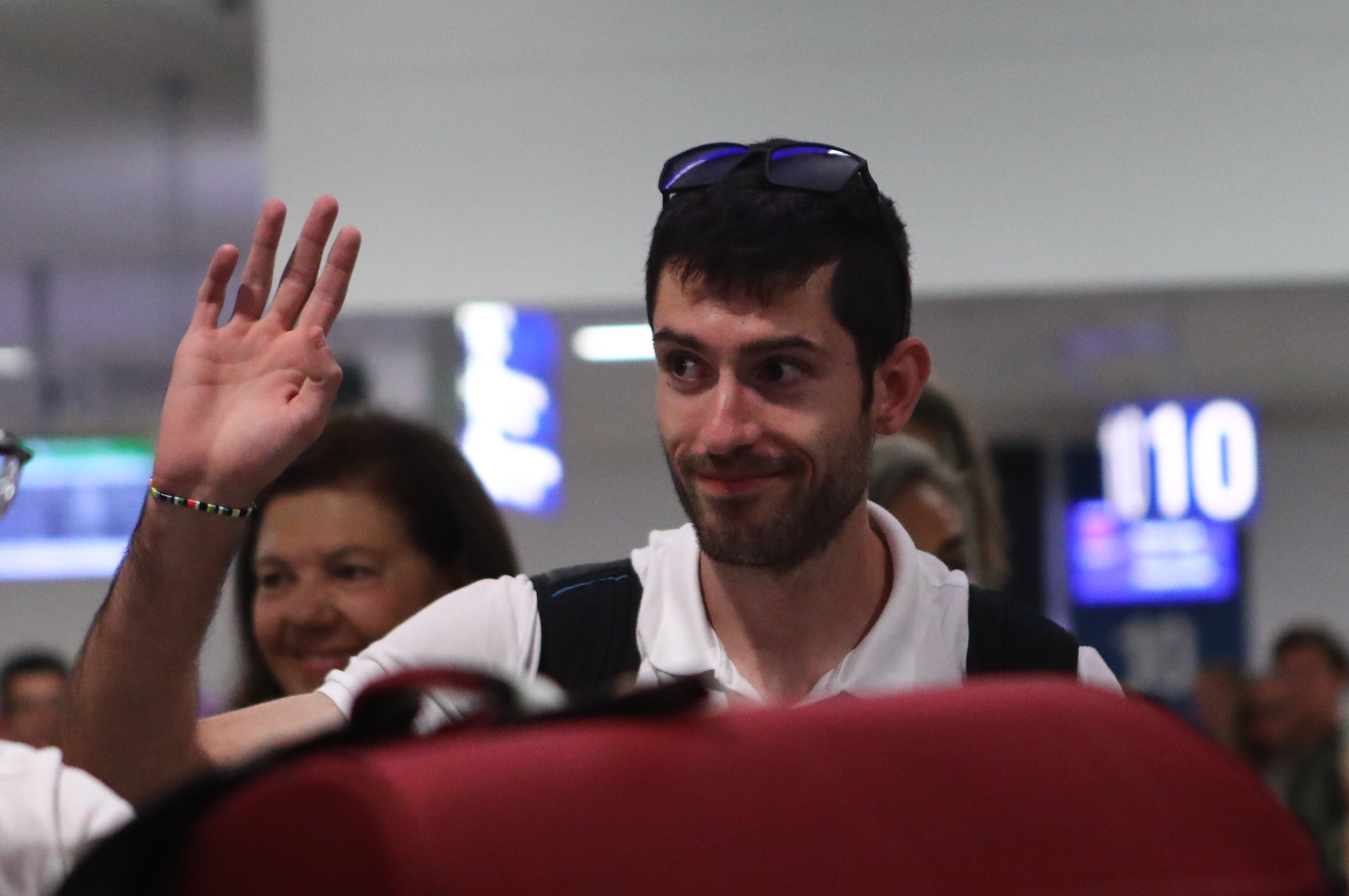 Ολυμπιακοί Αγώνες 2024: Επέστρεψε η Ολυμπιακή ομάδα – Στο επίκεντρο Τεντόγλου και Καραλής (ΦΩΤΟ+Video)