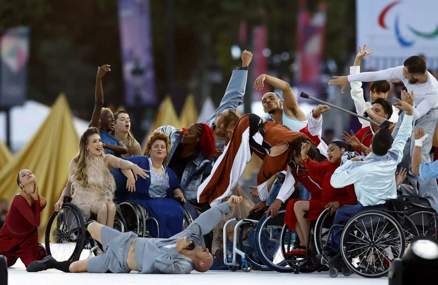 Παραολυμπιακοί Αγώνες 2024: Εντυπωσίασαν οι χορευτές με αναπηρία στέλνοντας το δικό τους μήνυμα (Video)