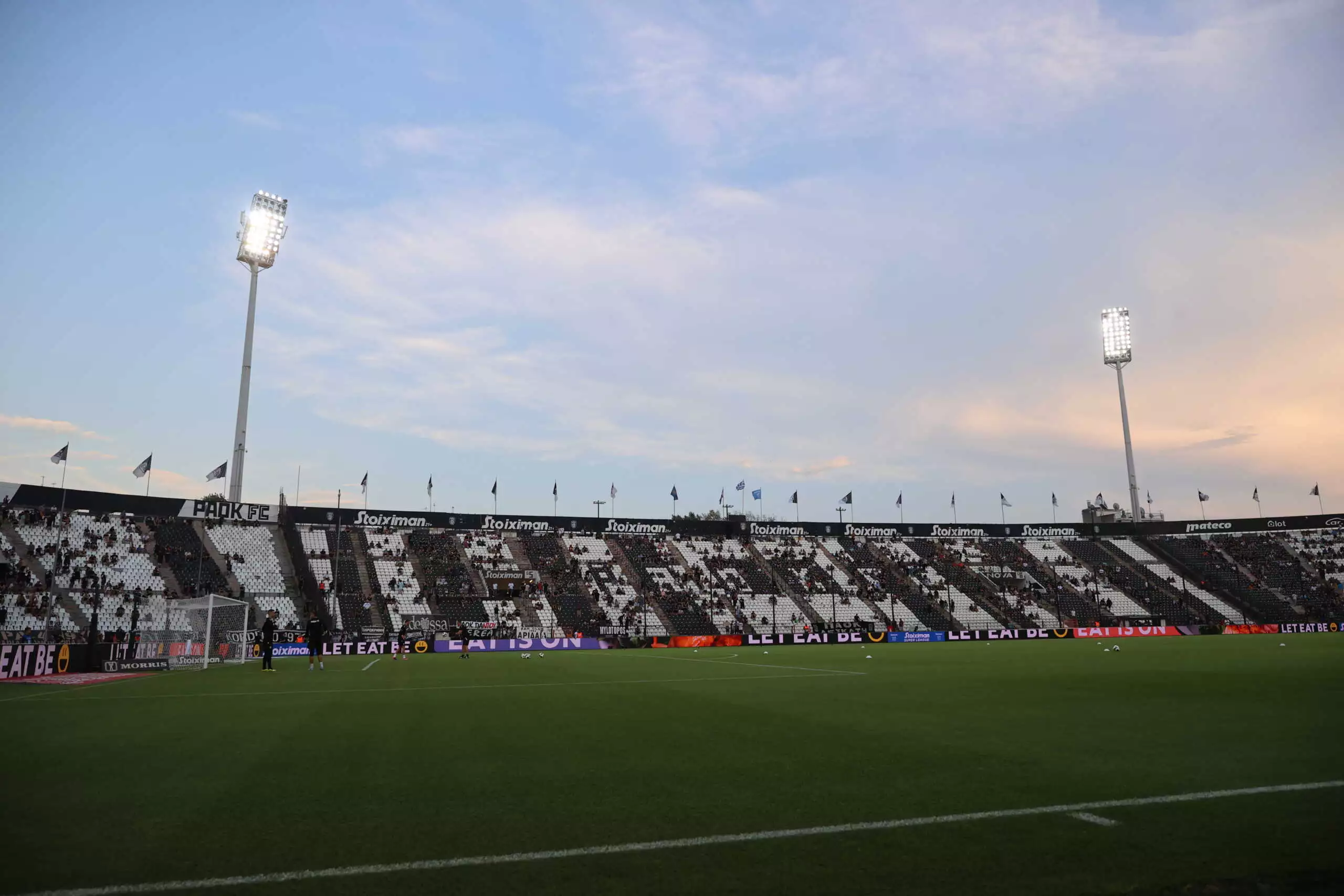 Μαρτυρία-ΣΟΚ για τα επεισόδια στην Τούμπα: «Μια διμοιρία έπεσε πάνω στο 14χρονο παιδί μου!»