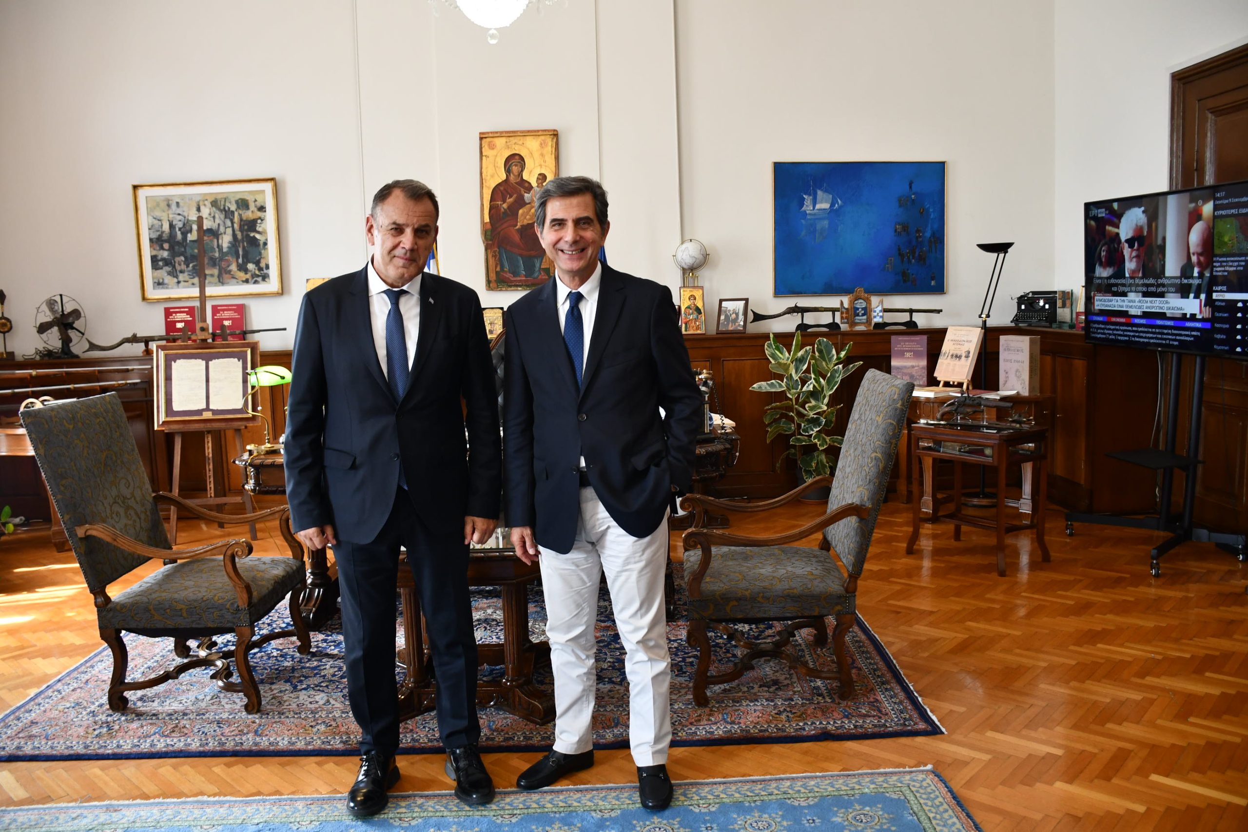 Συνάντηση εργασίας του ΥΜΑΘ Κ. Γκιουλέκα με τον Υπουργό Μετανάστευσης και Ασύλου Ν. Παναγιωτόπουλο