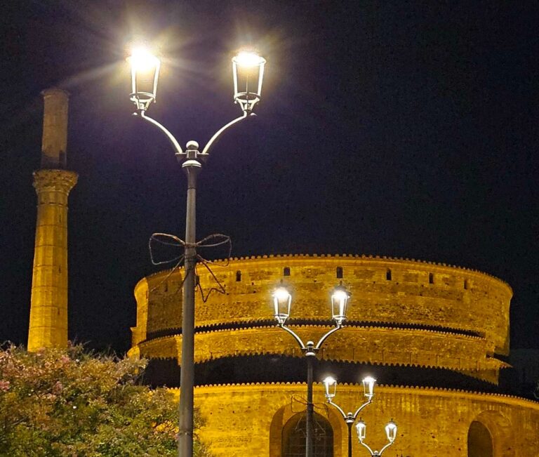 Θεσσαλονίκη: Νέος φωτισμός τεχνολογίας LED στην περιοχή της Ροτόντας (ΦΩΤΟ)
