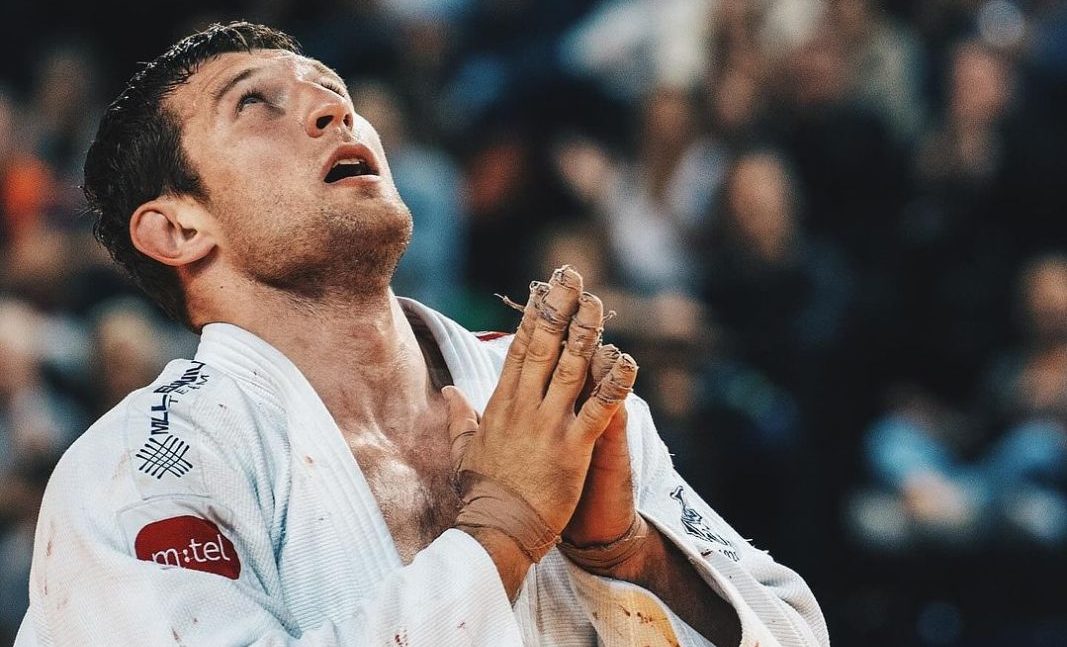 Τζούντο: Πεντάμηνος αποκλεισμός στον Νεμάνια Μάιντοβ επειδή έκανε τον σταυρό του