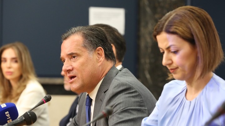 Τι αλλάζει στο ΕΣΥ - Οι ανακοινώσεις για τα απογευματινά χειρουργεία και τον προσωπικό γιατρό (Video)