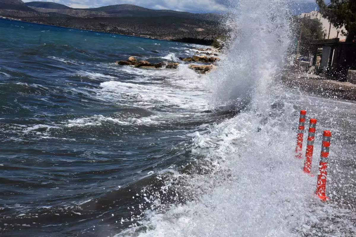 Κακοκαιρία «Atena»: Ο Σάκης Αρναούτογλου προειδοποιεί για ακραία φαινόμενα στη Μακεδονία