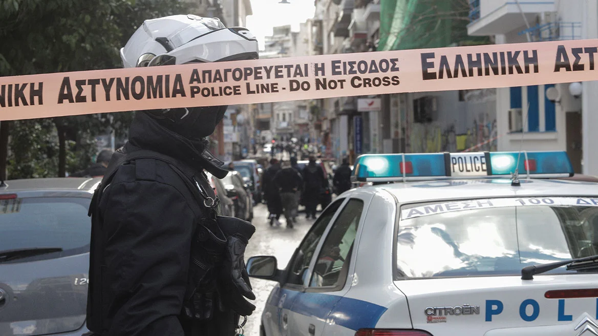Λήξη συναγερμού στον Πειραιά: Φάρσα το τηλεφώνημα για βόμβα