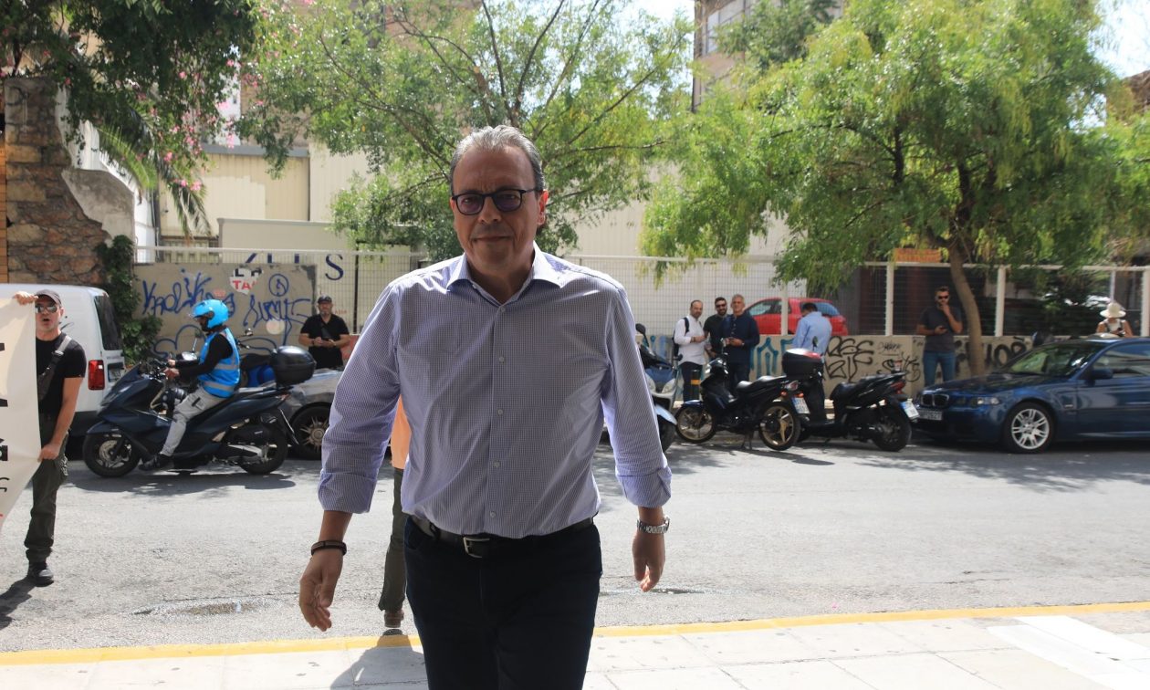 Φάμελλος προς Στέφανο Κασσελάκη: Να αποφύγουμε τη μομφή. Τα μέλη να επιλέξουν με εκλογές πρόεδρο