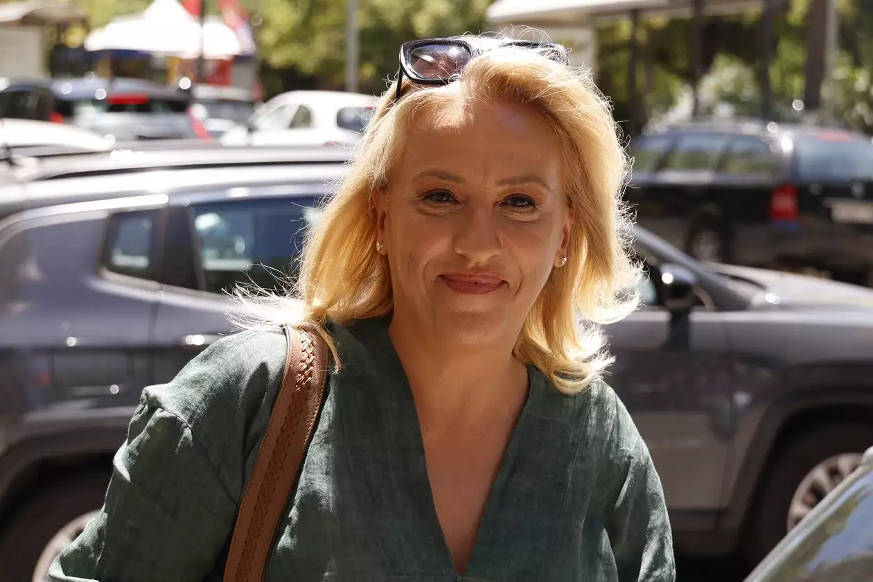 ΣΥΡΙΖΑ: H Ρένα Δούρου θα είναι υποψήφια για την προεδρία