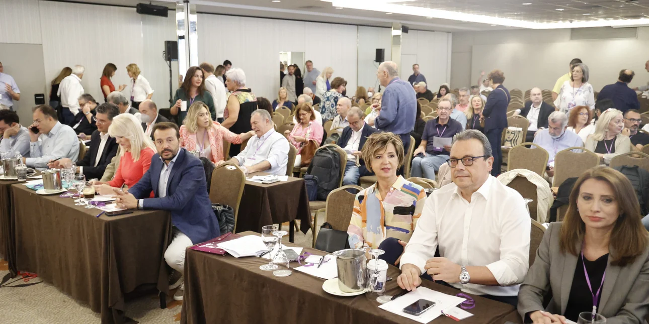 Σε πολεμικό κλίμα η Κεντρική Επιτροπή ΣΥΡΙΖΑ