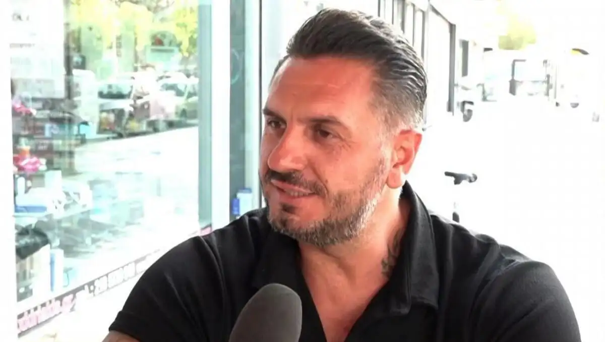 Σωτήρης Λαμάι: «Έχω πάρα πολλή πέραση στους gay, κοκκινίζω και ντρέπομαι από τα μηνύματα τους»