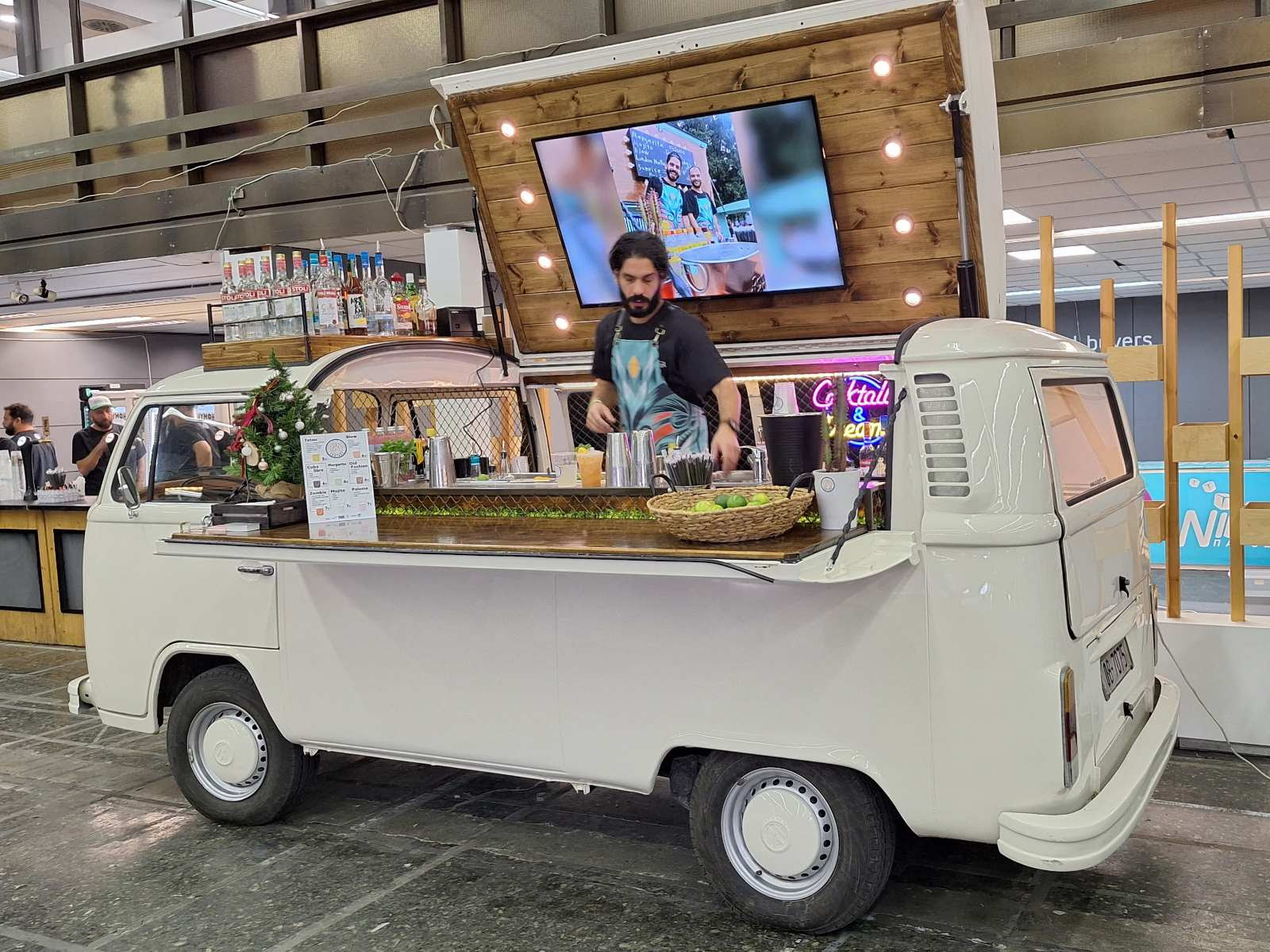 Κοκτέιλ και ελληνική παράδοση: Ένα Ταξίδι στις Γεύσεις της Πατρίδας μας από τον δήμο Θεσσαλονίκης στη 88η ΔΕΘ