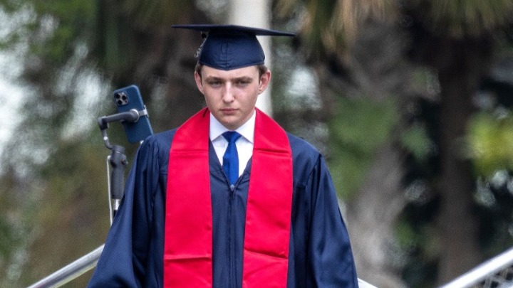 Ο Μπάρον Τραμπ ξεκίνησε τις σπουδές του σε πανεπιστήμιο των ΗΠΑ