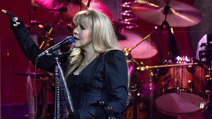 Η Στίβι Νικς κυκλοφόρησε τραγούδι για τα αναπαραγωγικά δικαιώματα